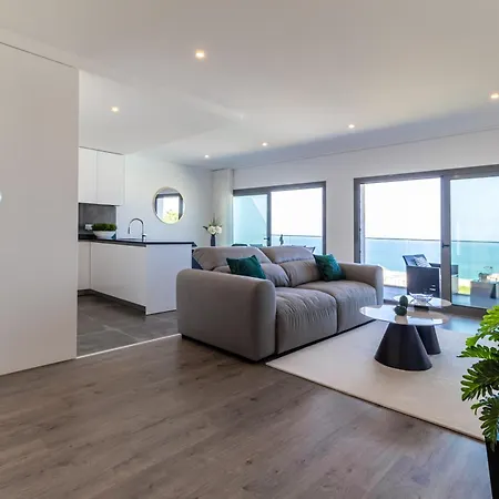 Apartamento Infinity View - Luxury Big Pool And Jacuzzi Nazaré